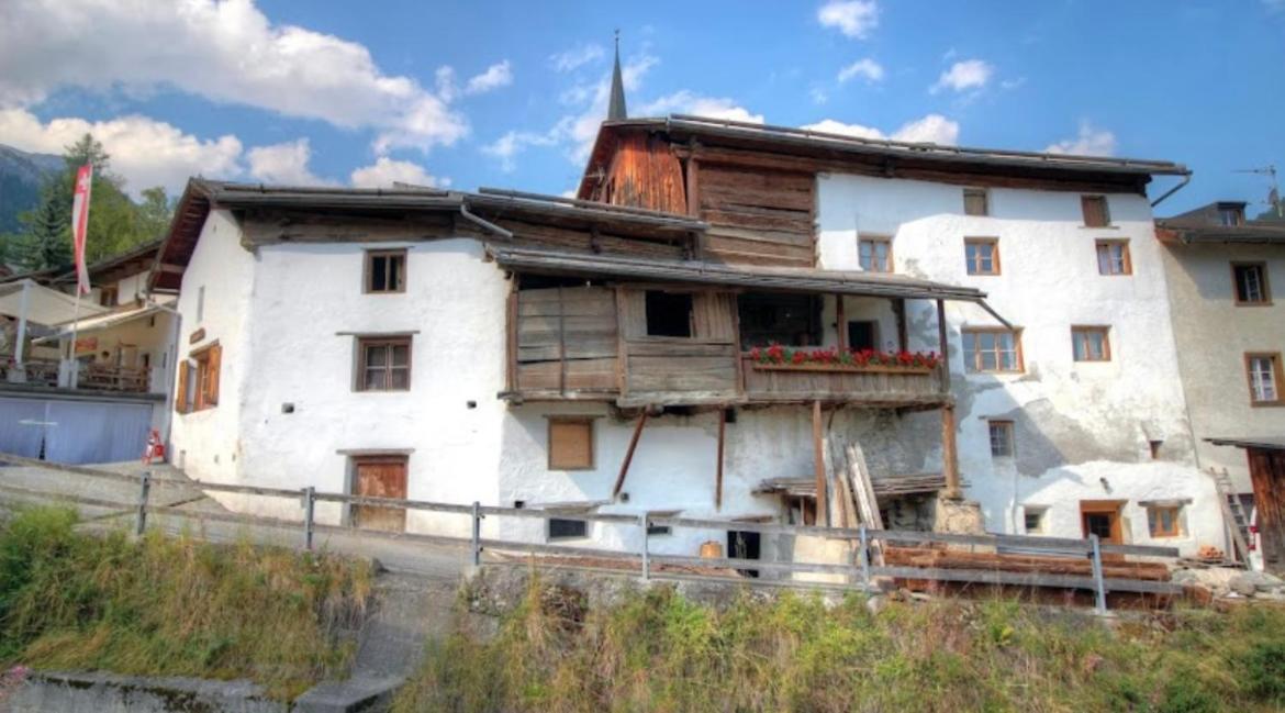 Chasa Jaro Bed & Breakfast Santa Maria Val Muestair Exterior foto