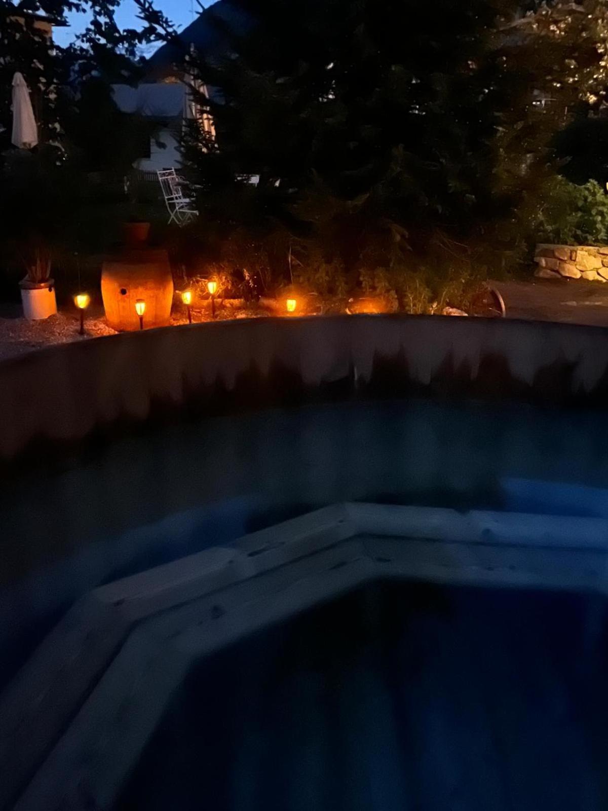 Chasa Jaro Bed & Breakfast Santa Maria Val Muestair Exterior foto